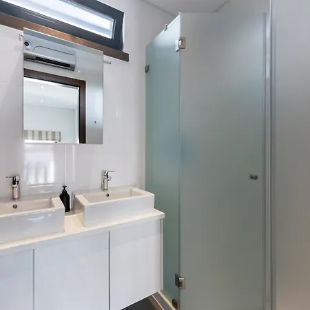 Вилла Near Obidos Lagoon And Surf Beaches Фош-ду-Арелью