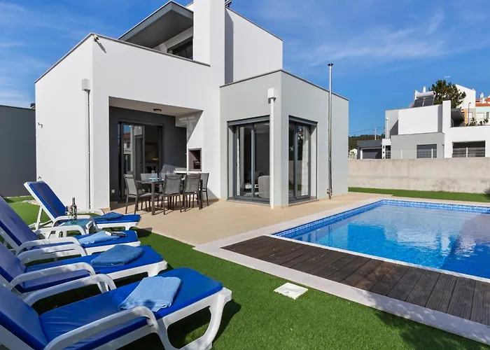 Near Obidos Lagoon And Surf Beaches 福斯·杜·阿勒奥